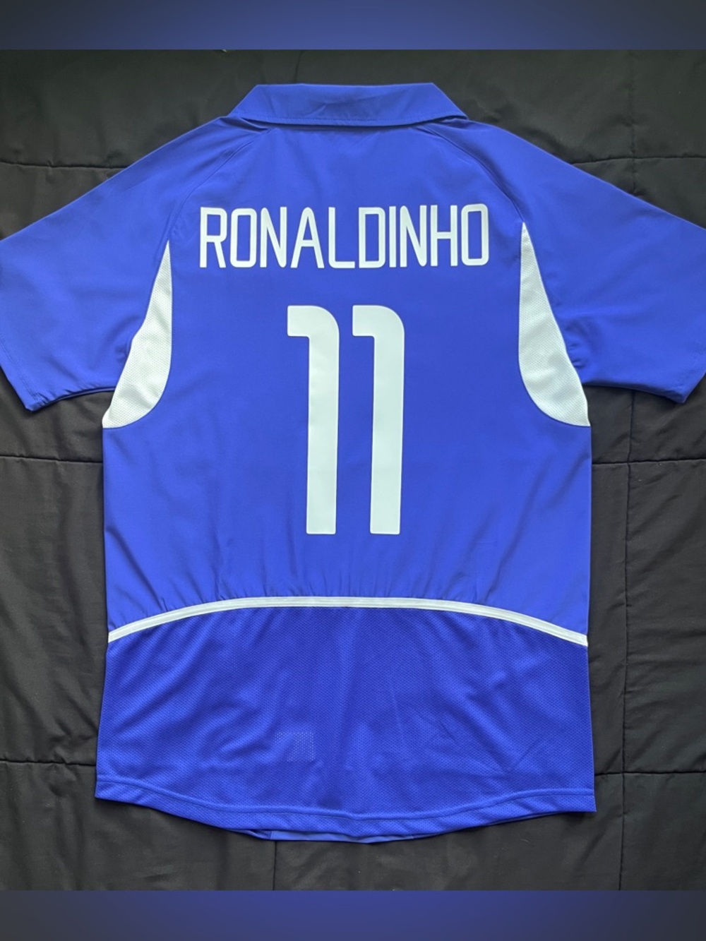 Ronaldinho #11 Brazil 2002 Retro Soccer Jersey Blue Away